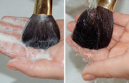 Makeup-brush-must-be-cleaned