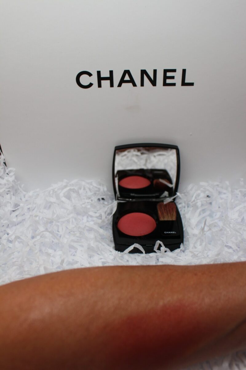 Chanel Rouge Profond powder blush and swatch