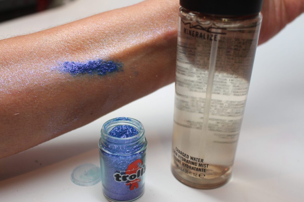 Mac Good Luck Troll Reflects Glitter in Reflects Purple after using Mineralized charged water