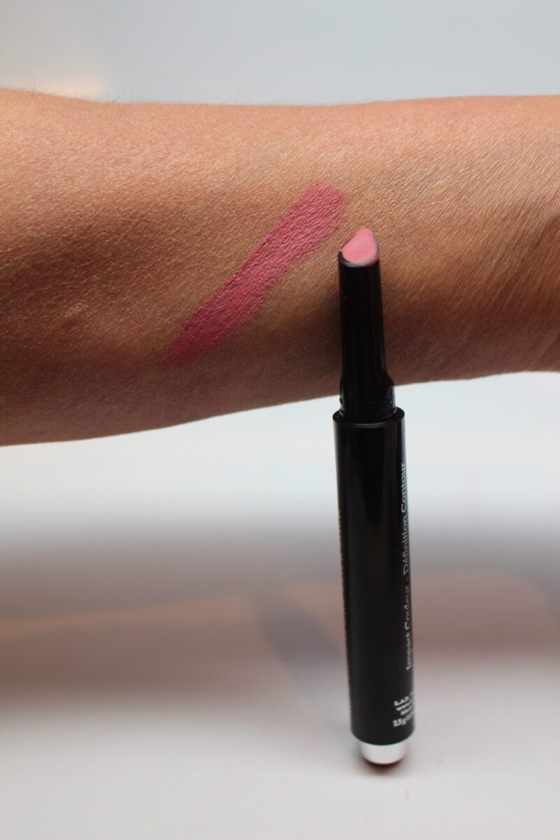 #4 Rose Ease is a Rosy-Pink with a Velvet-Matte Finish