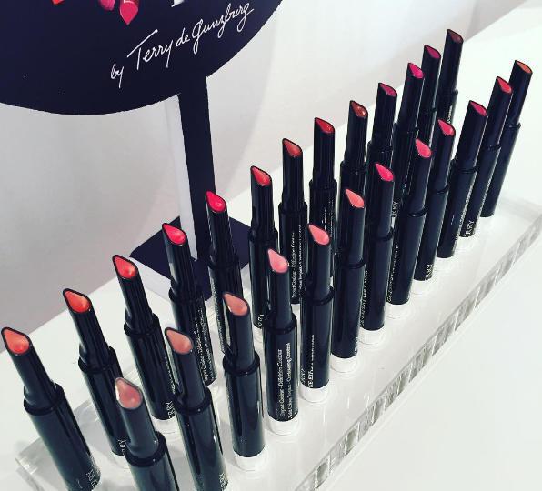 There are 25 gorgeous shades of Rouge-Expert Click Stick