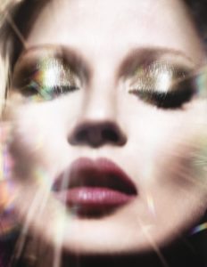 charlotte-tilbury-kate-moss-the-face-of-scent-of-a-dream-campaigne