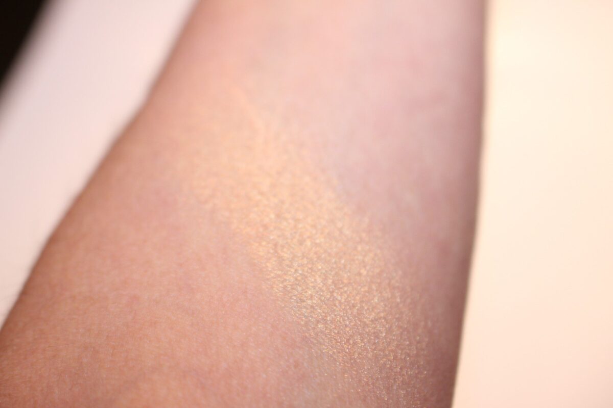 Frosting swatch