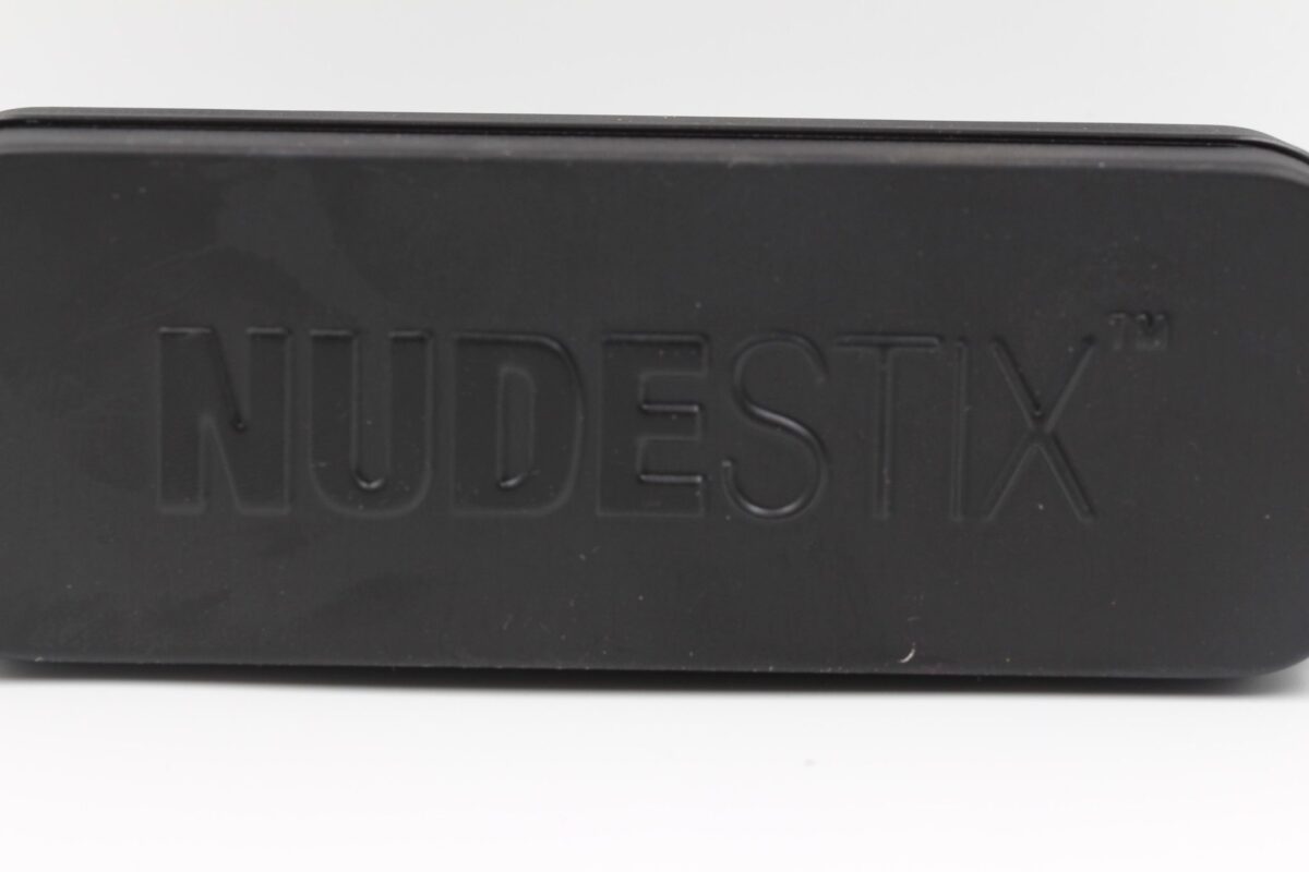 Nudestix-tin-with-mirror-and-sharpener-included