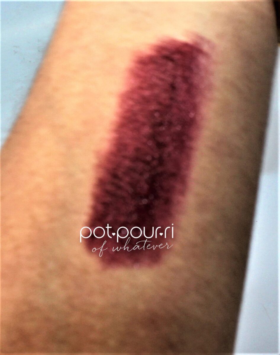 Burberry-full-kisses-oxblood-swatch