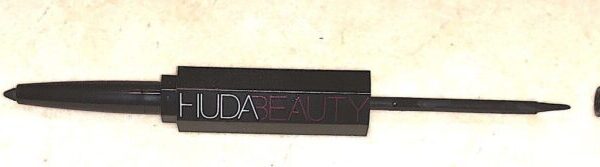 HUDA BEAUTY LIFE LINER ONE SIDE IS LIQUID LINER THE OTHER SIDE IS A PENCIL