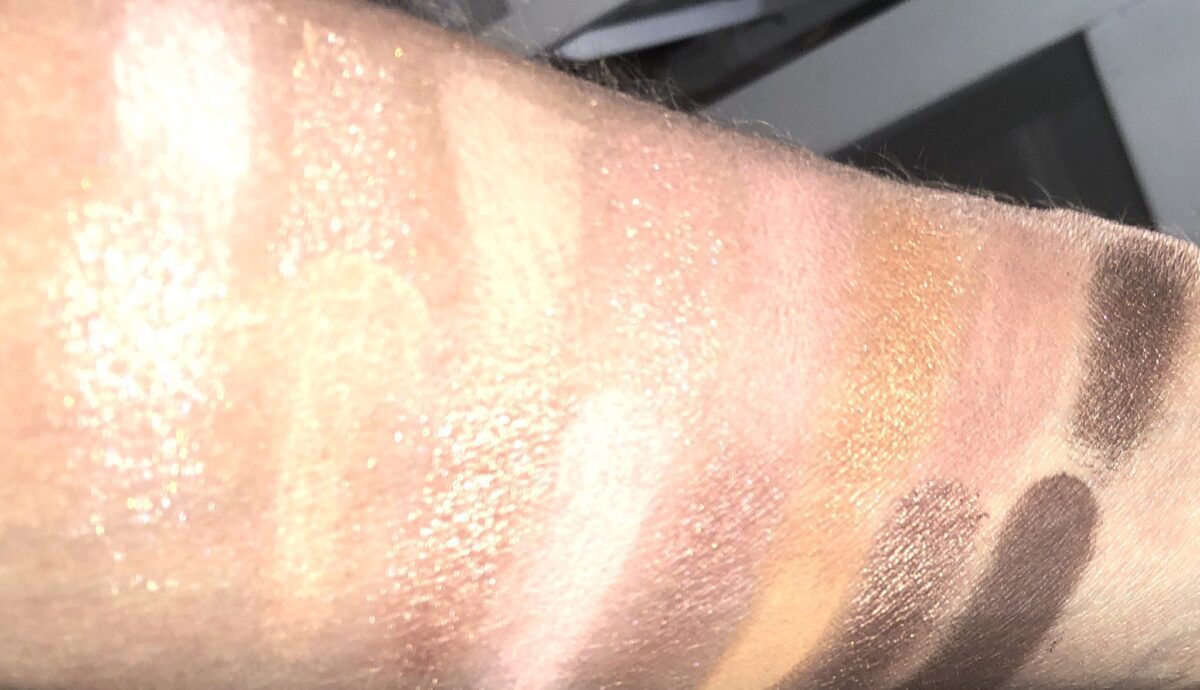 SWATCHES TOO FACED THE NATURAL NUDES EYESHADOW PALETTE