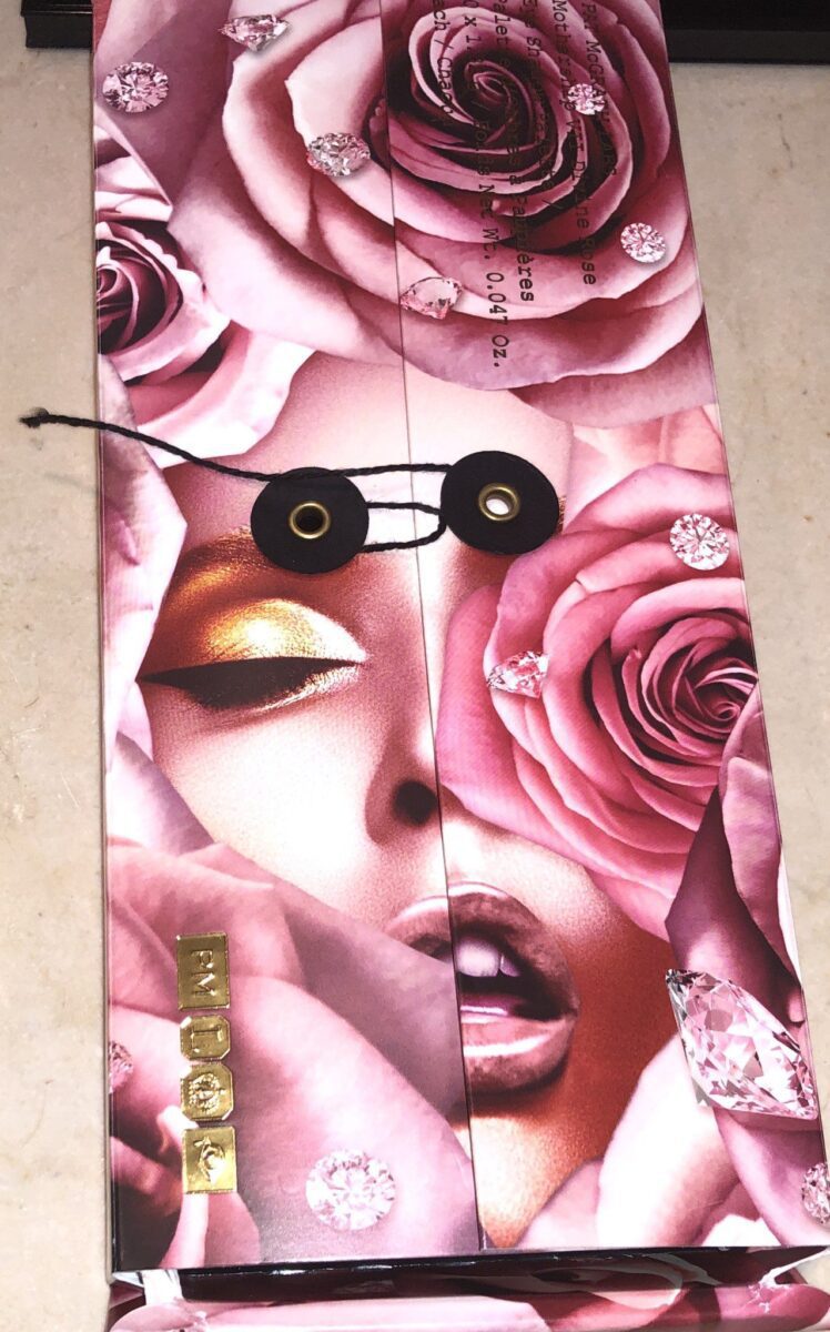 OUTER BOX OF THE DIVINE ROSE PALETTE
