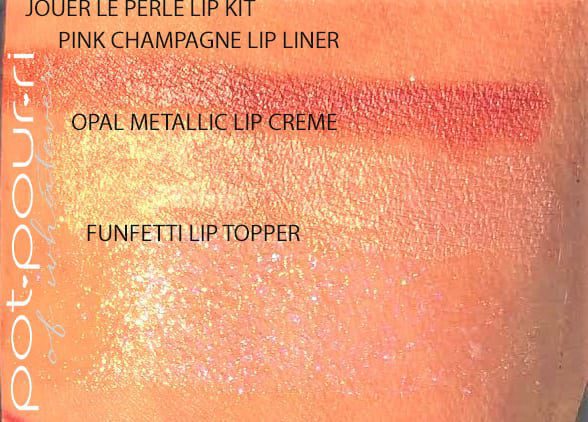 LE PERLE LIP KIT SWATCHES