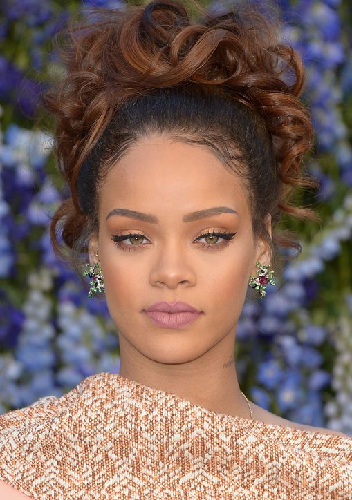 another monochromatic nude look on Rhianna