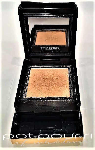 Tom-ford-private-shadow-moonlighting-sateen