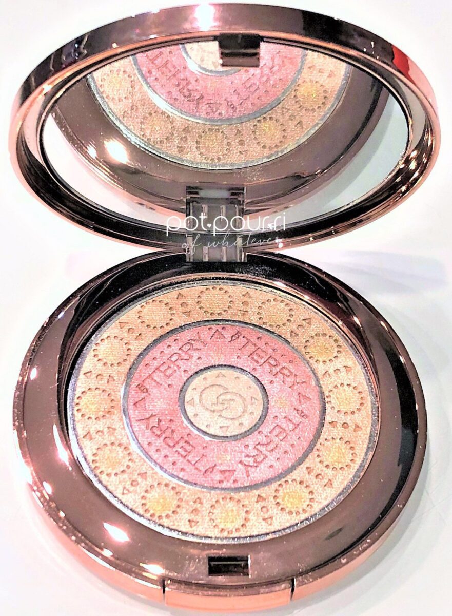GLOW GEMS COMPACT WITH MIRROR AND SNAP CLOSURE