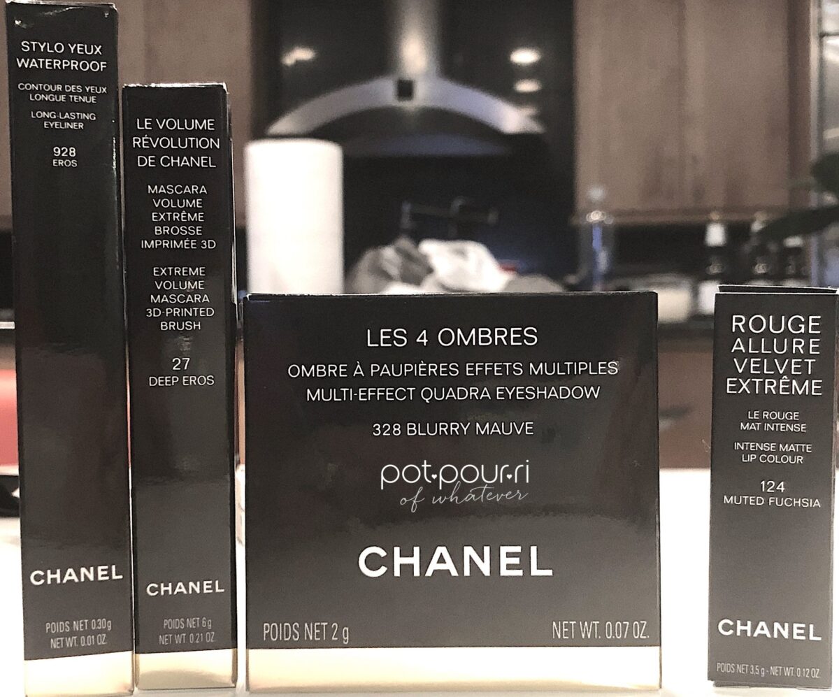 CHANEL BLURRY EYE COLLECTION OUTER PACKAGING