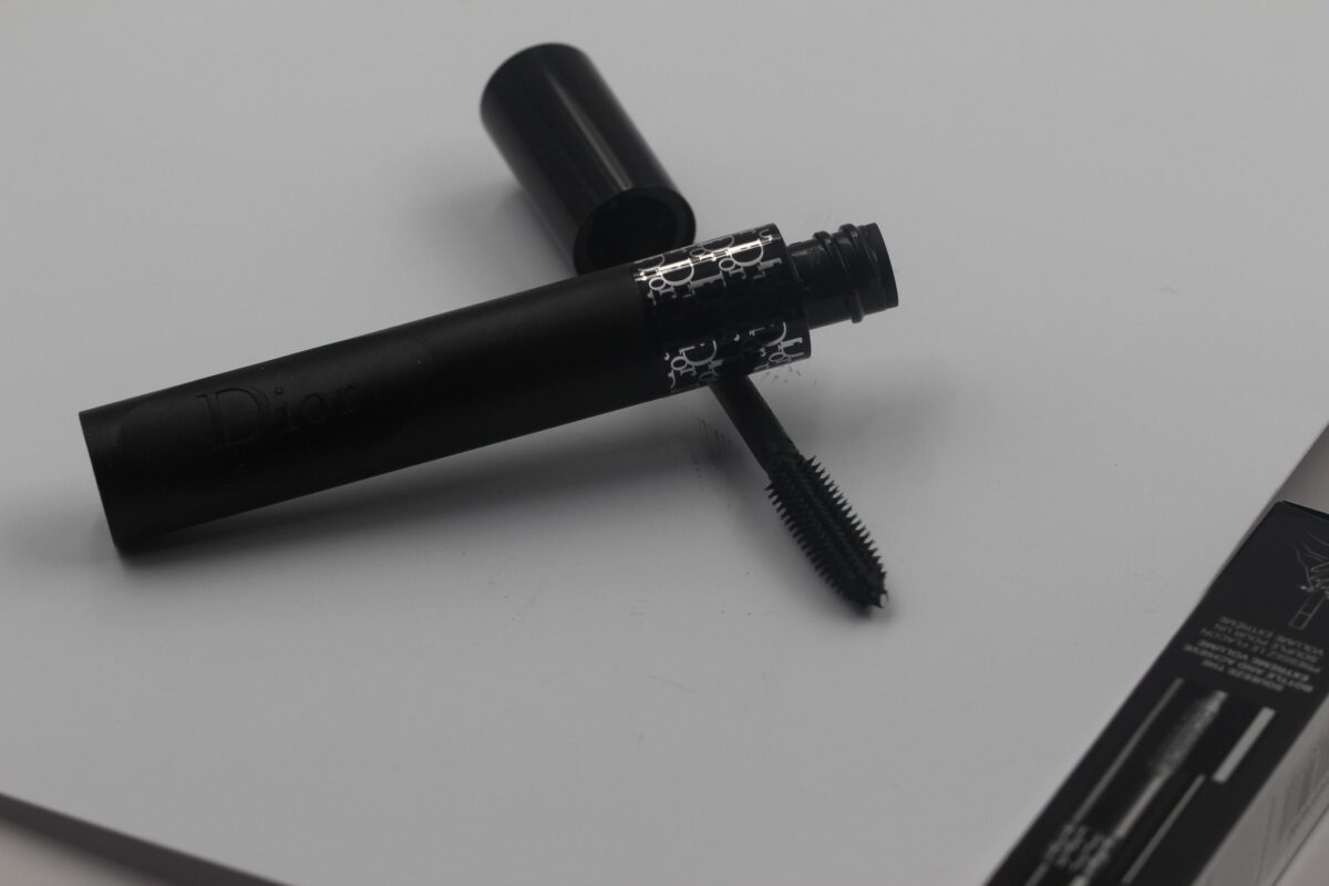 dior-show-press-and-squeeze-plump-volume-mascara-eyes-new-concept