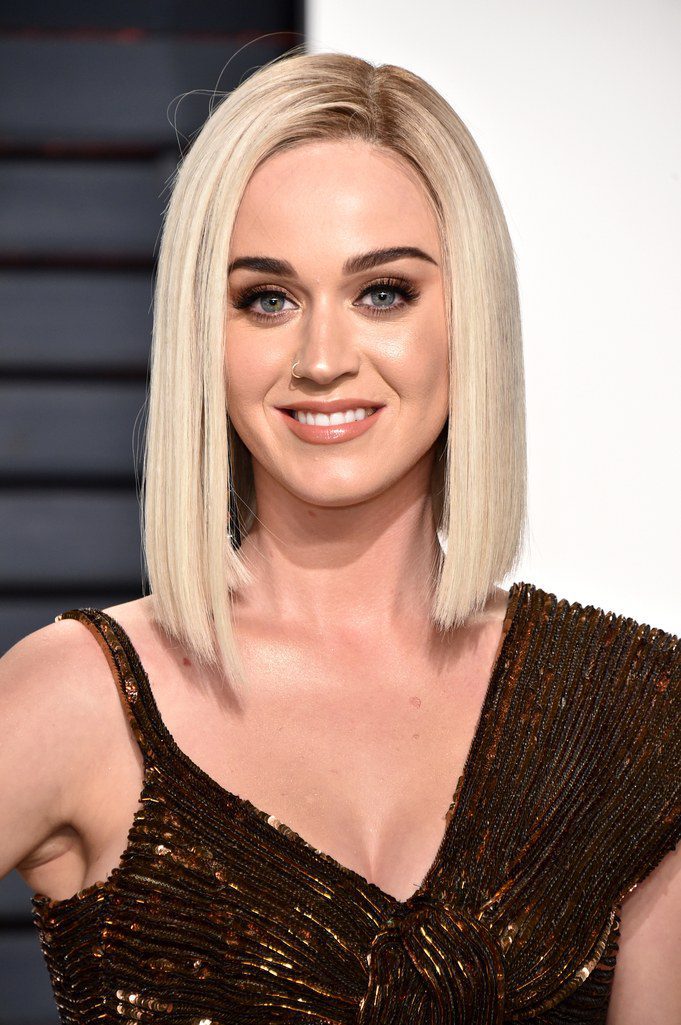 Katy Perry monochromatic brown cheeks and lips