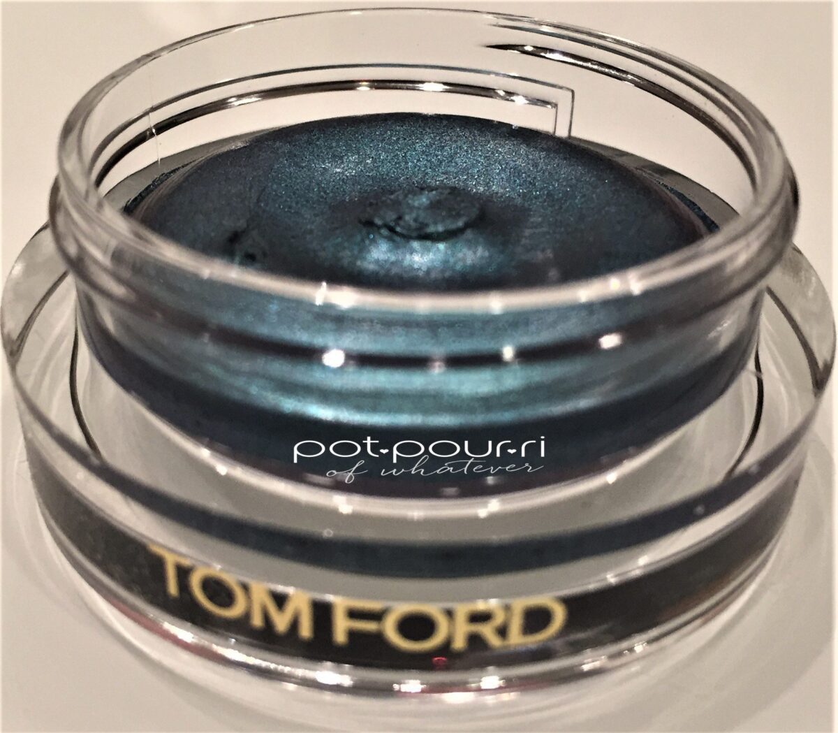 Tom Ford Summer Soleil Cream bottom tier Turquoise
